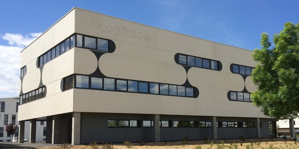 Cartouche - Logitrade building